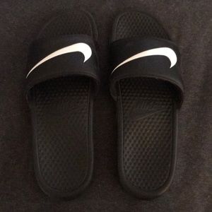 Nike slides